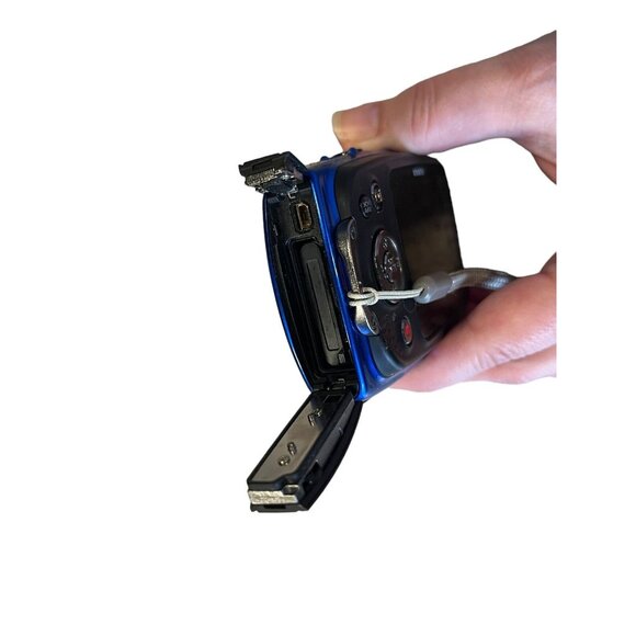 FujiFilm FinePix XP21 Water Proof Digital Camera Digicam 14MP Bundle - TESTED** - Picture 9 of 11